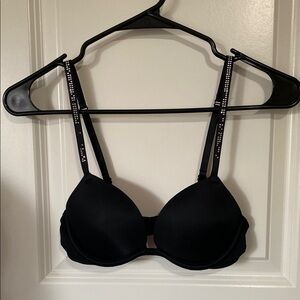 🌼 PINK Victoria's Secret Black Underwire Bra wear everywhere bra 32a